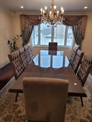 Elite Dining Table w/ chairs