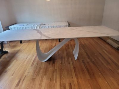 9087 White Dining table