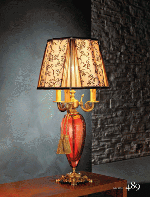 Lady-Table-Lamp