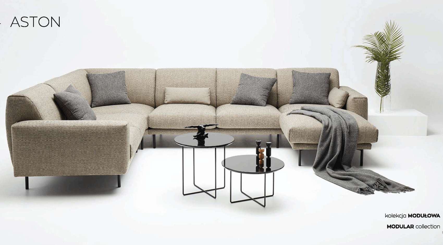 Living Room Furniture Sofas Loveseats and Chairs Aston Sectional