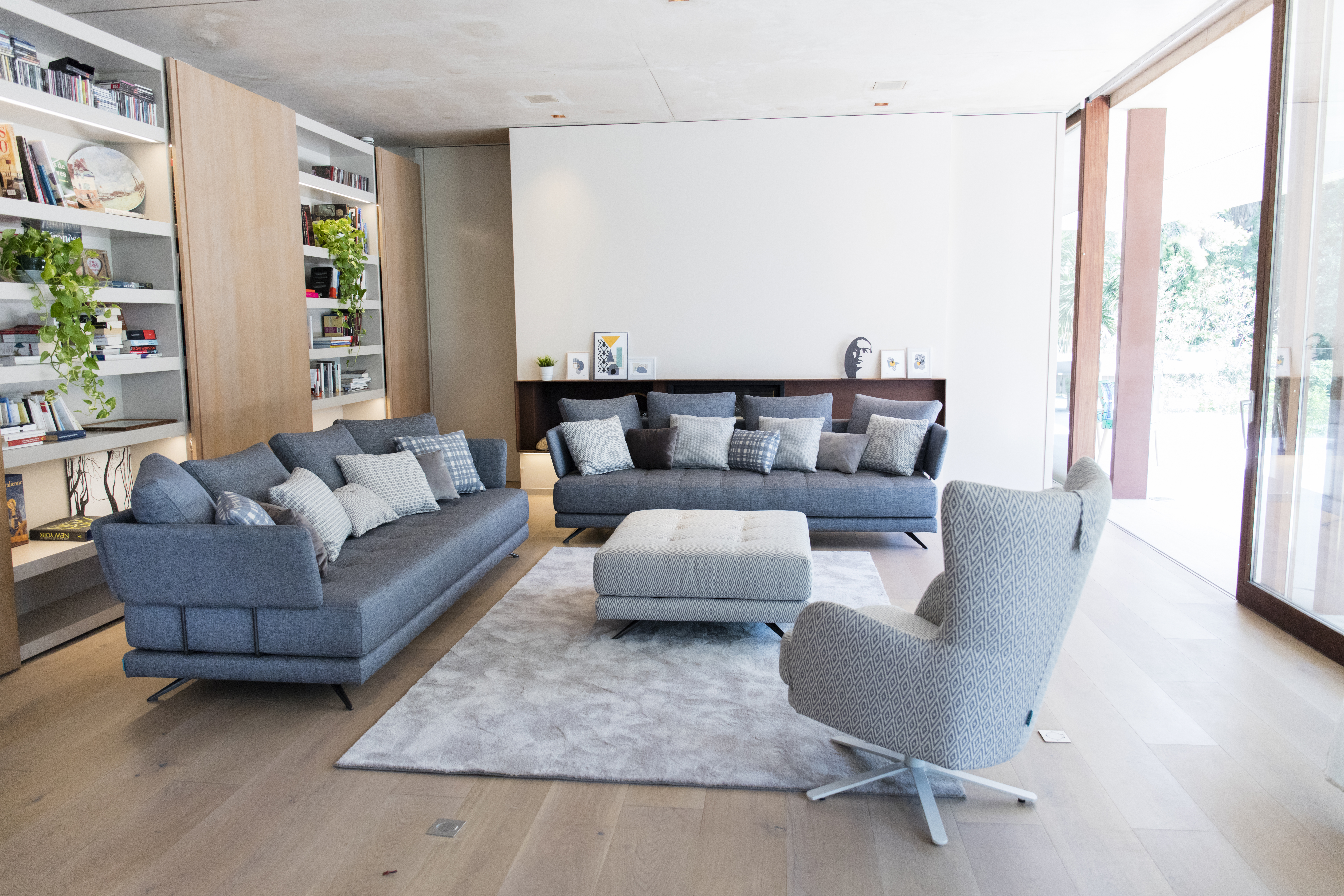 Brands Fama Modern Living Room, Spain Pacific